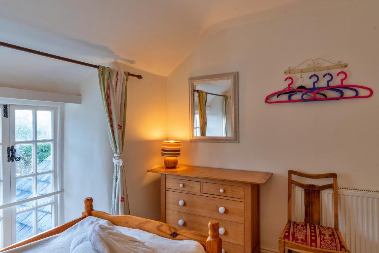 Finest Retreats - Forge Cottage Пэдстоу Экстерьер фото