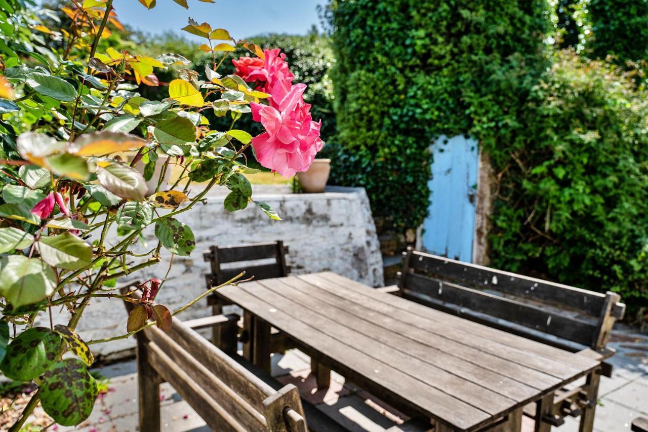 Finest Retreats - Forge Cottage Пэдстоу Экстерьер фото