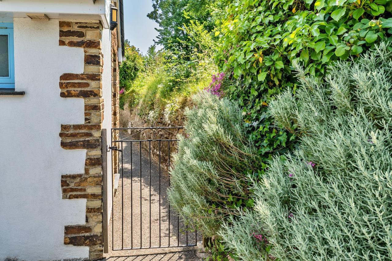 Finest Retreats - Forge Cottage Пэдстоу Экстерьер фото